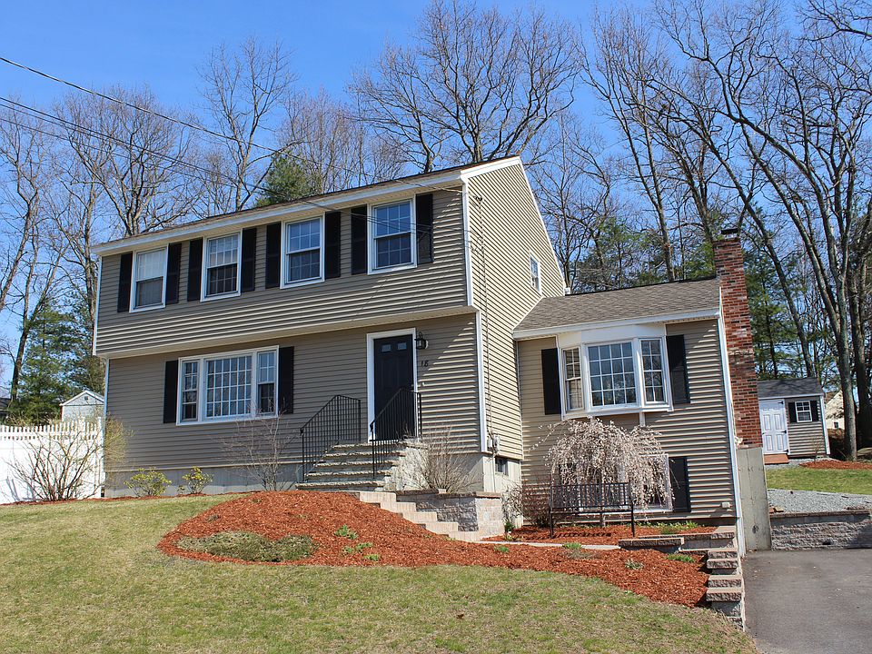 1st image of 18 Macdonald Dr
