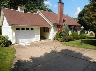 8 Yale St, Jeannette, PA