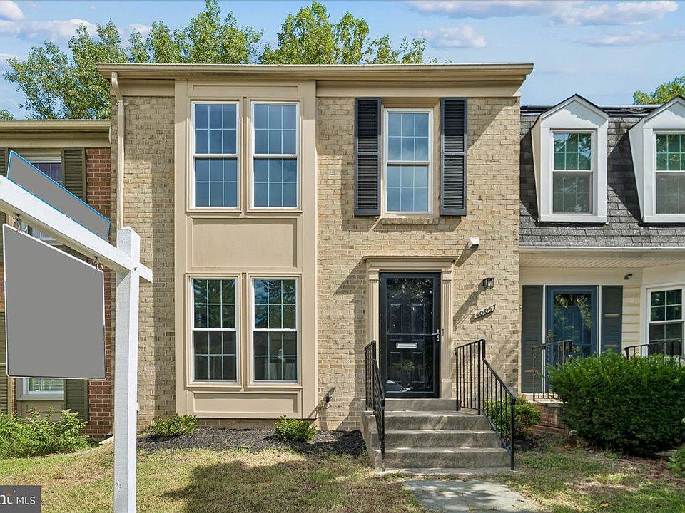 1st image of 10057 Maple Leaf Dr