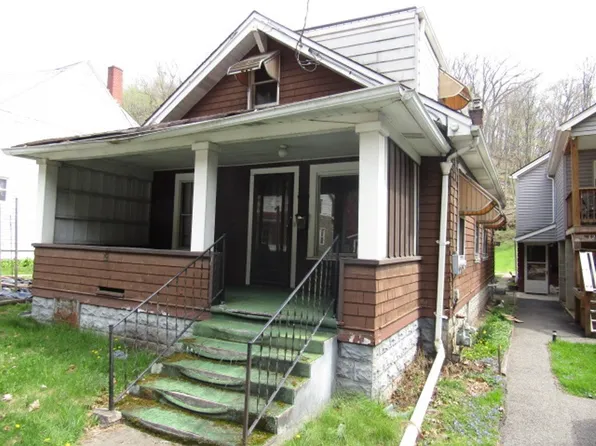 1241 Wall Ave, Pitcairn, PA 15140