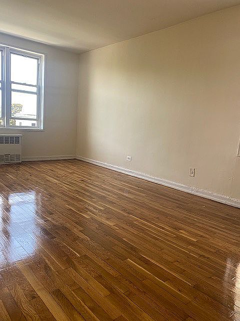 1st image of 1227 E 84th St #1