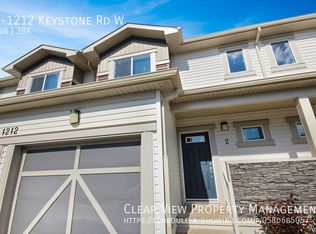 1212 Keystone Rd W #2, Lethbridge, AB T1J5H6