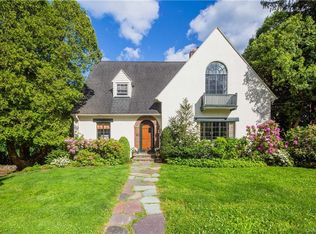 847 Soundview Dr, Mamaroneck, NY 10543