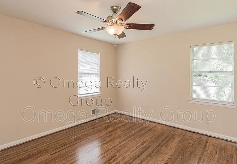 7716 Michael Cir — Photo 16