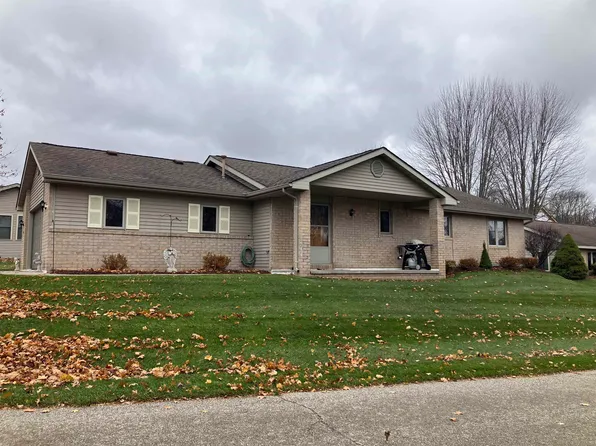 608 Kemp Ct, Gladwin, MI 48624