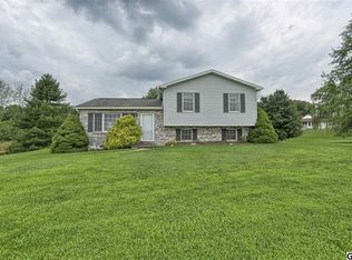 1027 Gravel Hill Rd, Palmyra, PA 17078