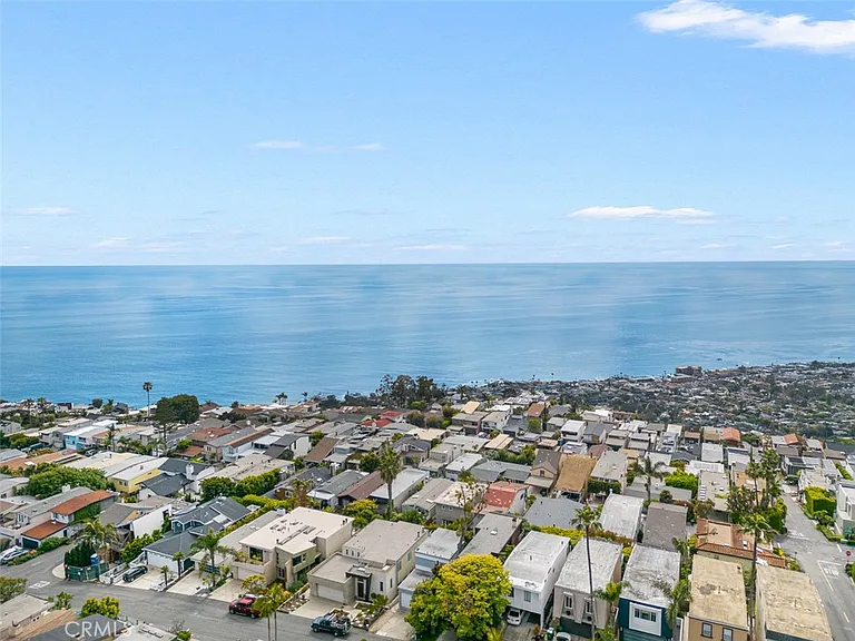 1059 Miramar St — Photo 24