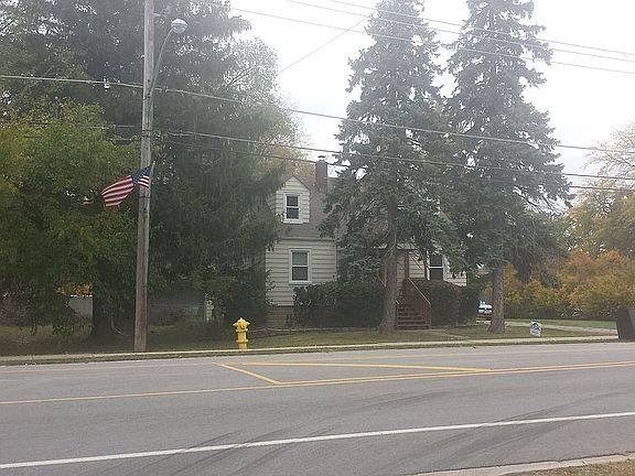 2nd image of 17807 Oak Park Ave