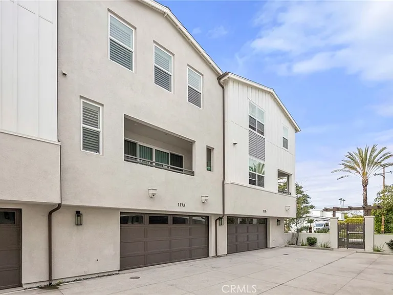 1173 Winslow Ln — Photo 32