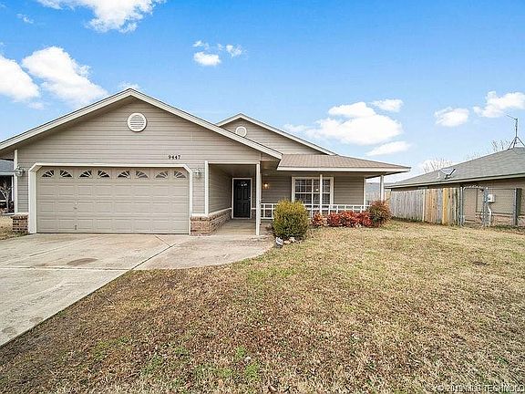 2nd image of 9447 Magnoliawood Dr