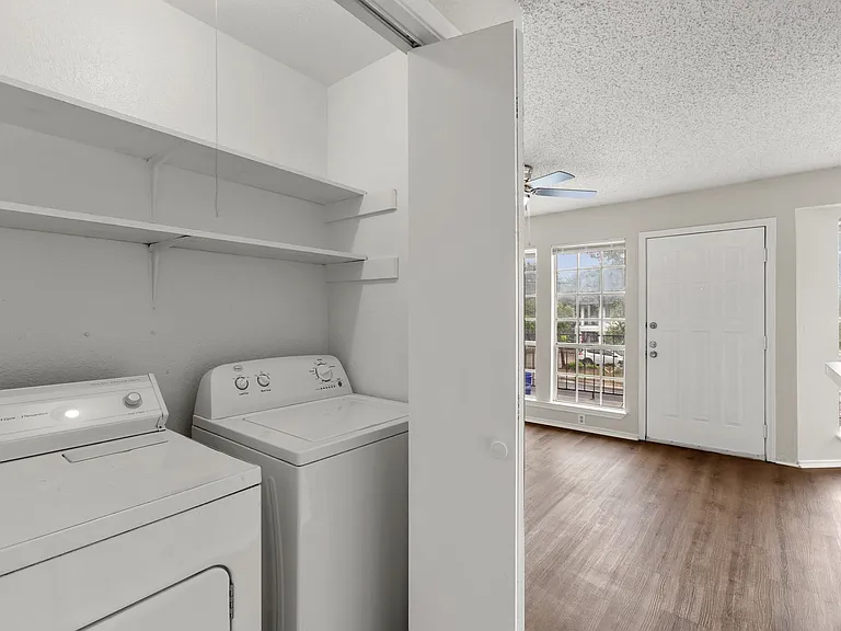 104 Mosscliff Cir #11 — Photo 8