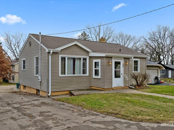 413 E Kansas St, Elburn, IL 60119