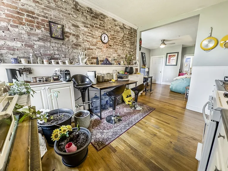 148 Berkshire St #6 — Photo 9