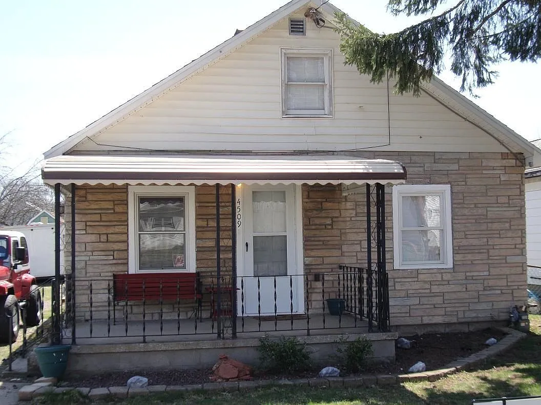 4509 Pomeroy Ave photo 1