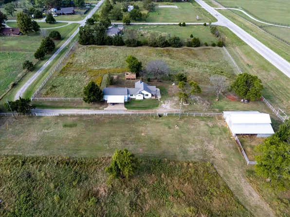 135 Washington Blvd, Pawhuska, OK 74056