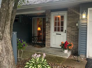 4856 Helena Ln N APT 3, Oakdale, MN 55128