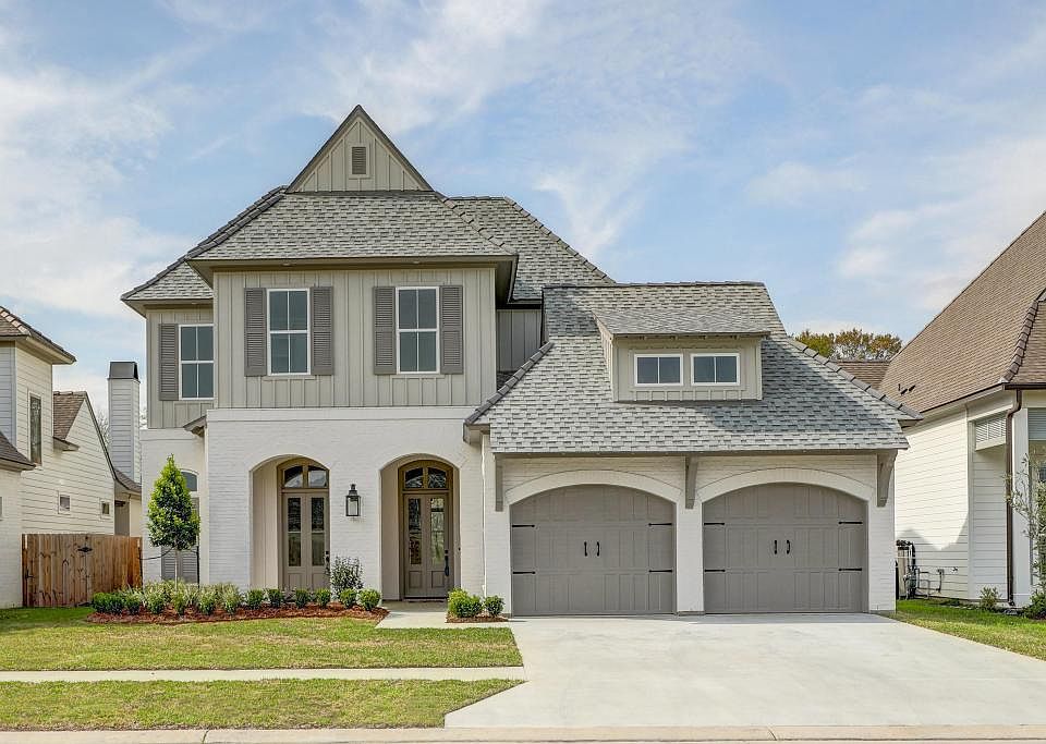 1st image of 402 Amber Pond Ln