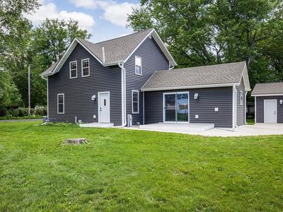 570 Academy Dr, Edgerton, WI, 53534