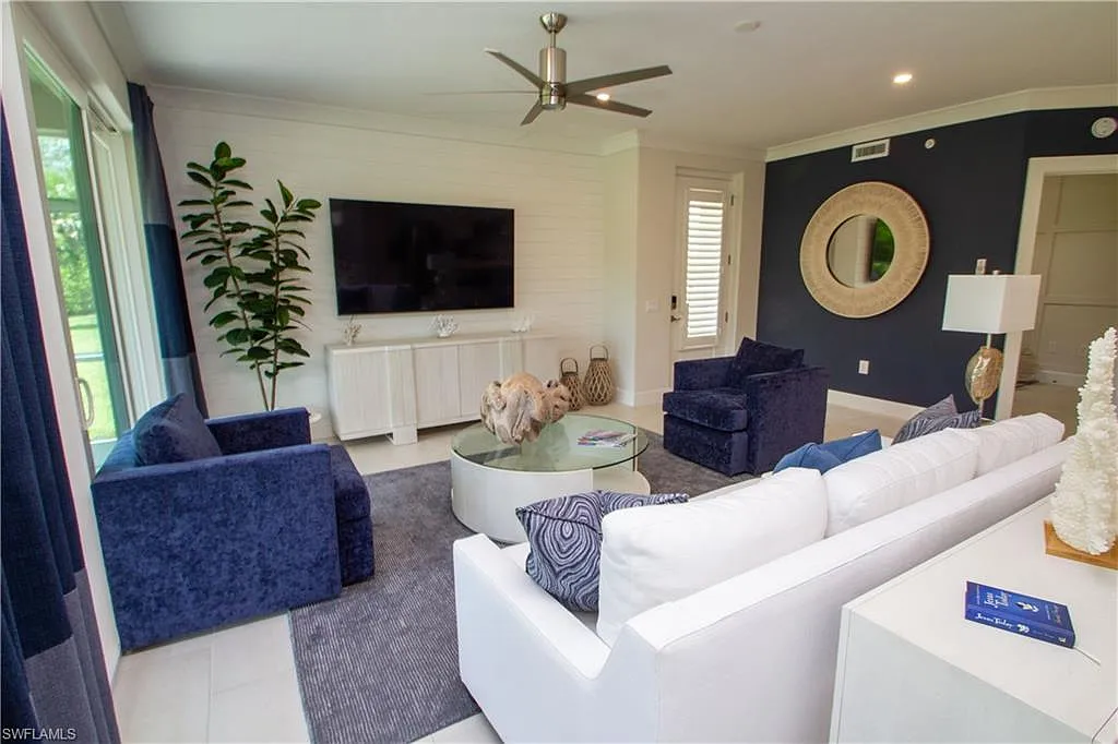 2 bed, 2.0 bath, 1980 sqft, $8,500 — Photo 4