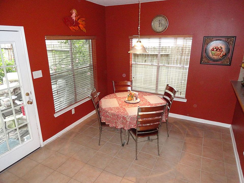 Breakfast area!