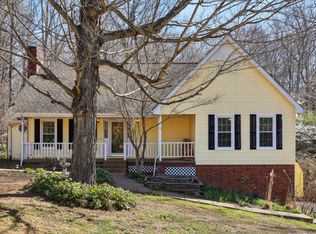 224 Beechwood Dr, Burns, TN 37029