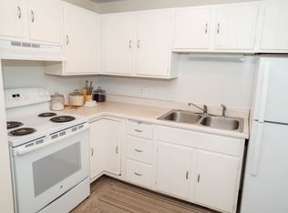 2 Laraway Ct #3, Derry, NH 03038