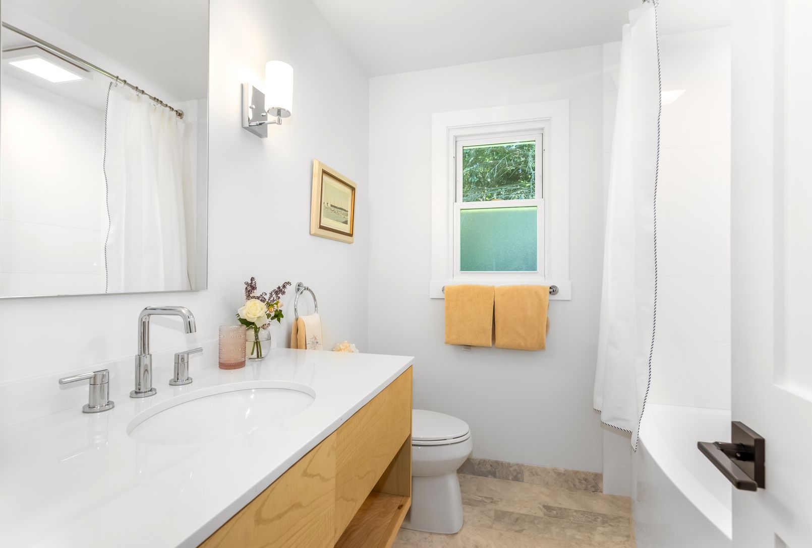  Guest Suite Bath