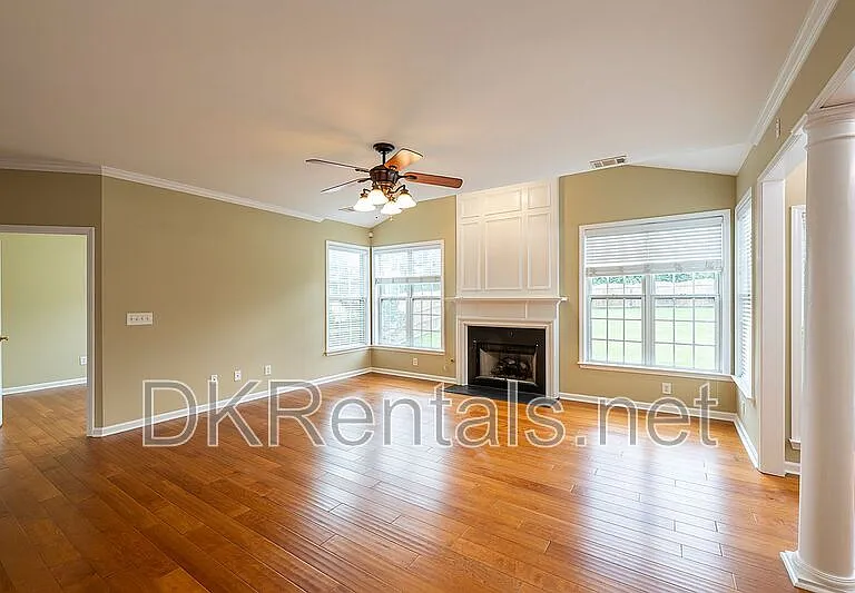 804 Araya Ct — Photo 10