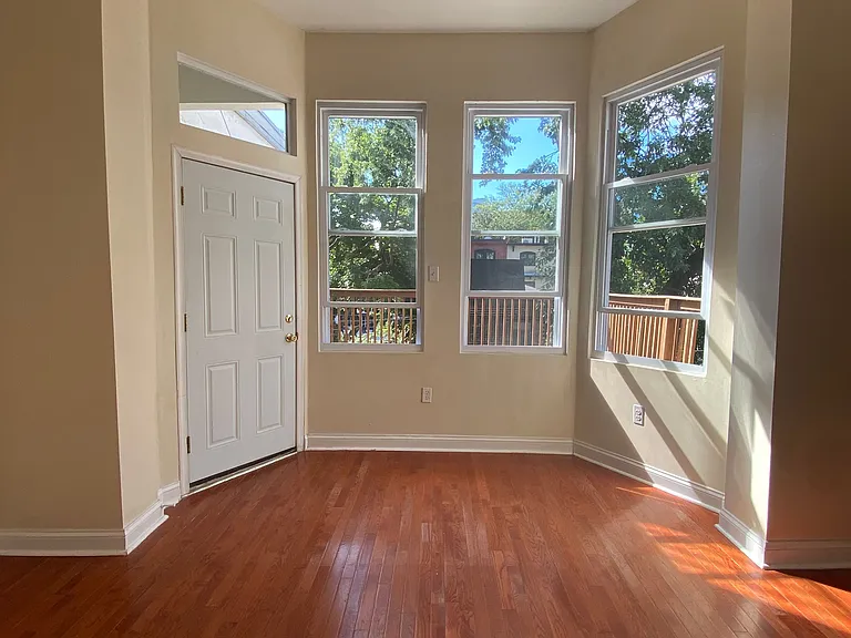 3616 Baring St #2R — Photo 2