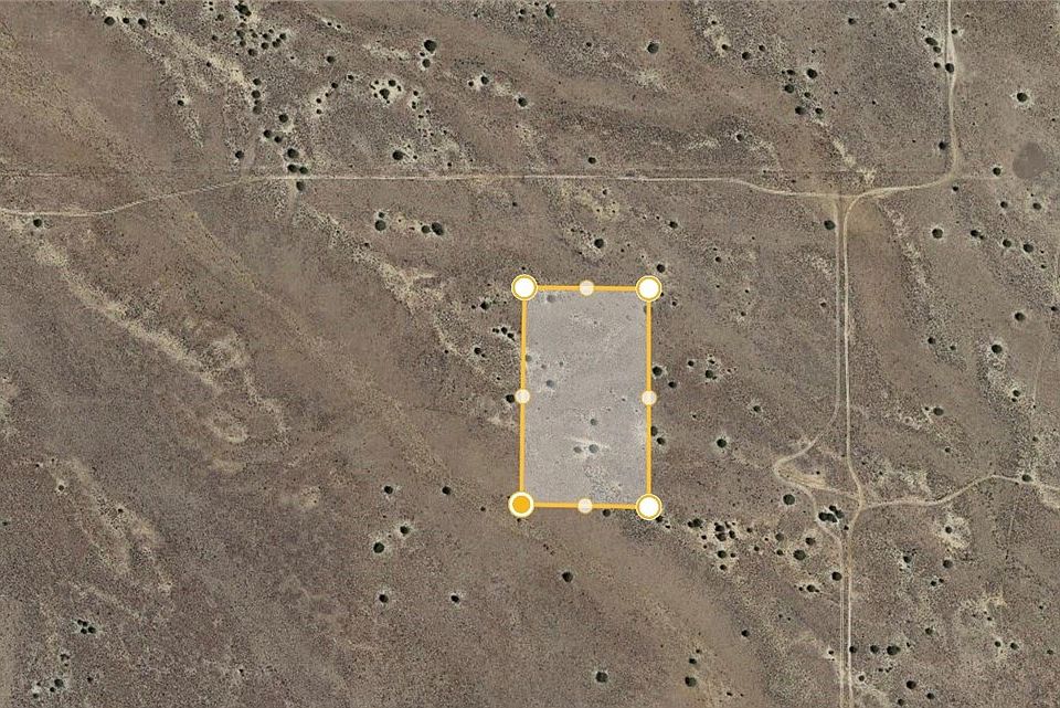 1st image of 0 W Tehachapi Blvd #R
