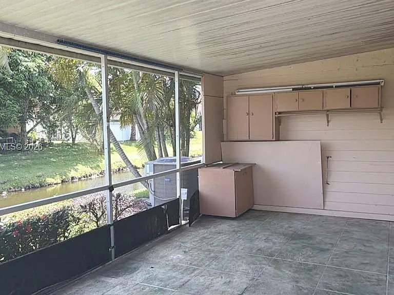 11858 Brier Patch Ct E — Photo 2