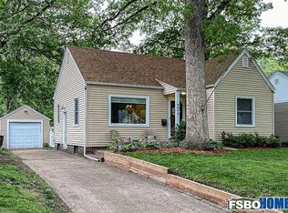 2609 33rd St, Des Moines, IA 50310