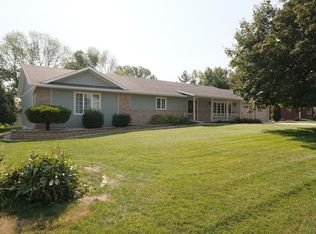 203 Michigan Ave NW, Orange City, IA 51041