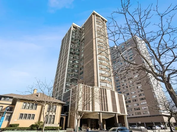 6325 N Sheridan Rd APT 1607, Chicago, IL 60660
