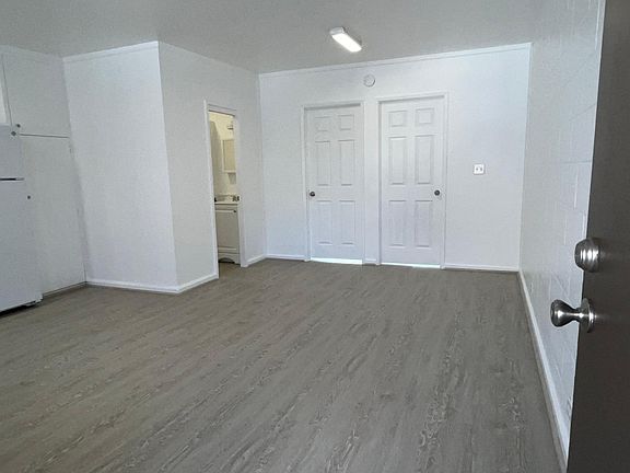 Living area. View from front door