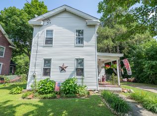 20 John St, Pittsfield, MA 01201