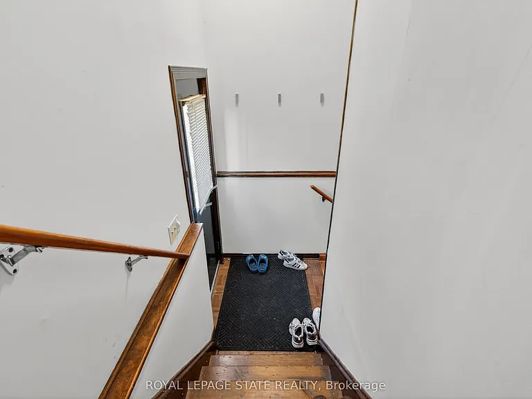 150 Ewen Rd #2 — Photo 4