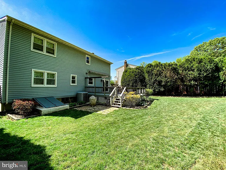 13210 Nickleson Dr — Photo 29