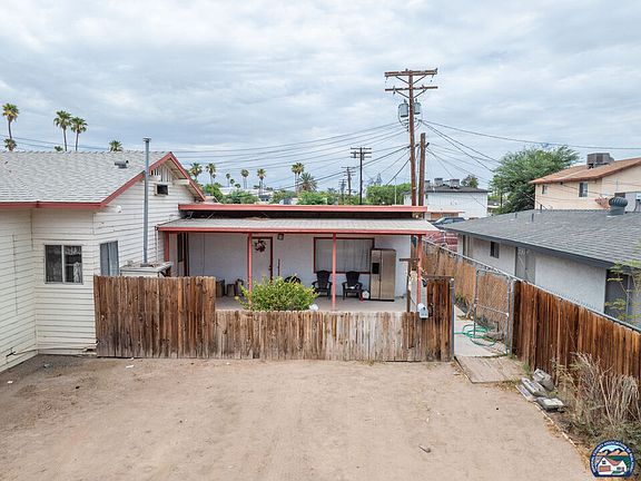 3rd image of 607 Heber Ave
