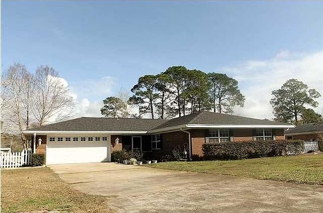 1st image of 2105 Palm Blvd