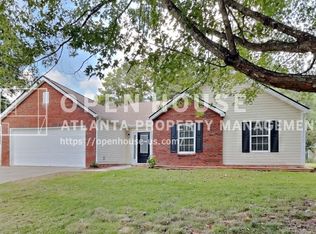 410 Crestbend Ln, Powder Springs, GA 30127