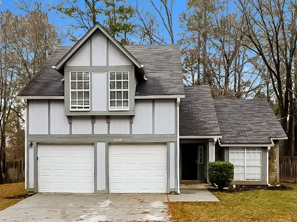 6239 Leverett Dr, Lithonia, GA 30038