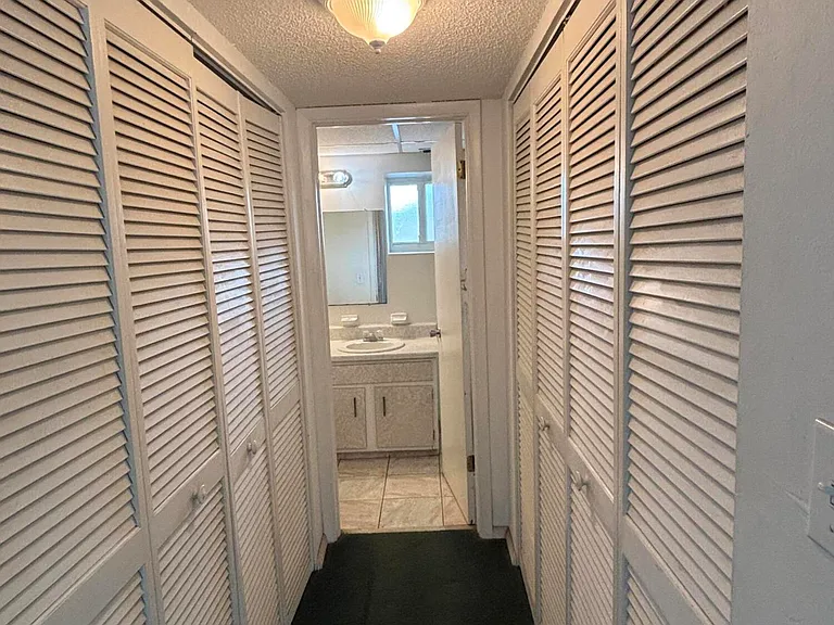 100 Silver Beach Ave #202 — Photo 22