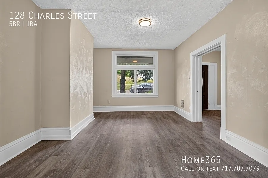 128 Charles St