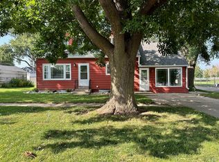 518 E Harrison St, Holstein, IA 51025