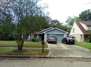 7911 Goldengrove Dr, Spring, TX 77379