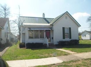 308 E 11th St, Metropolis, IL 62960