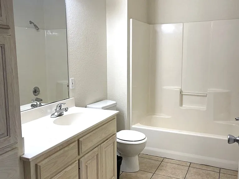 311 Overton Ave — Photo 6