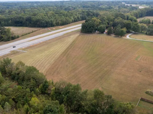 9 Highway 109 N, Portland, TN 37148