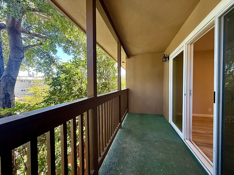 2660 Flores St — Photo 6